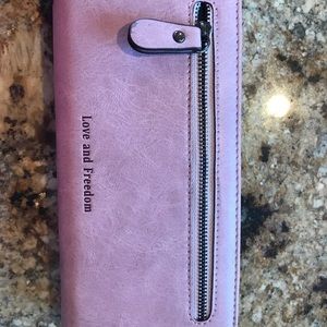 Woman’s wallet